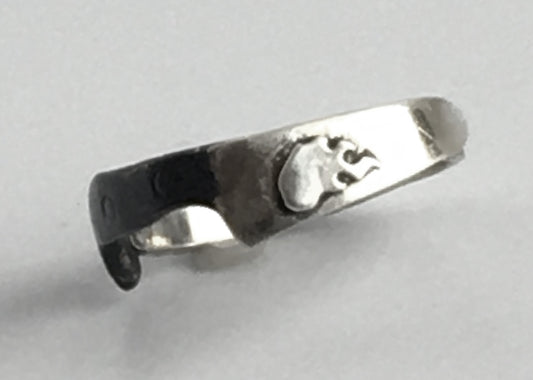 Large chef knife ring with flame accent