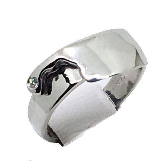 cleaver ring in sterling silver  with diamond accent